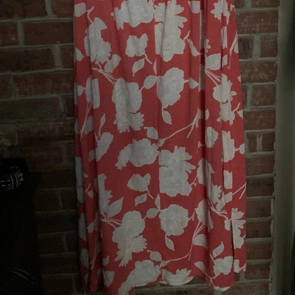 Cute floral dress! - Picture 4 of 6